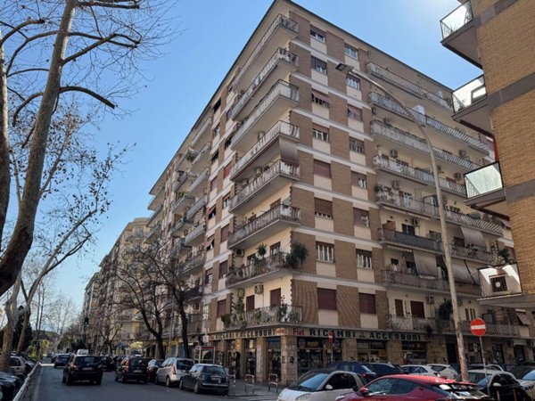 appartamento in vendita a Roma in zona Don Bosco