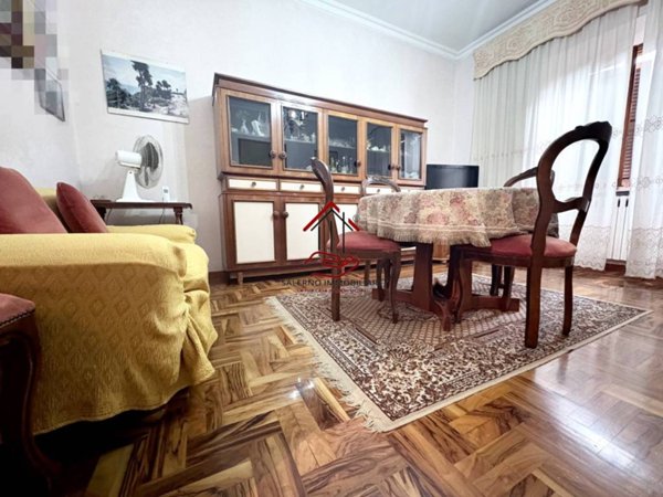 appartamento in vendita a Roma in zona Valle Muricana