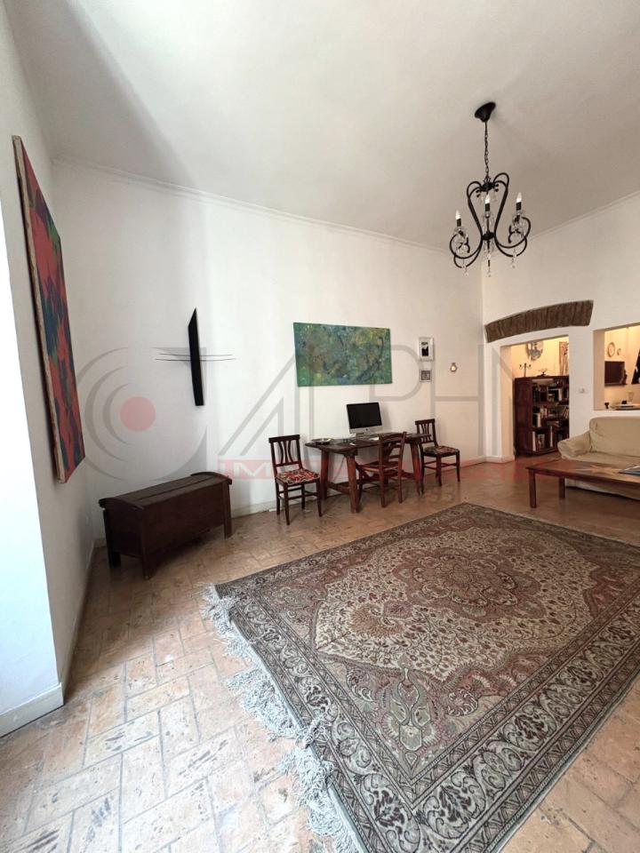appartamento in vendita a Roma in zona Trastevere