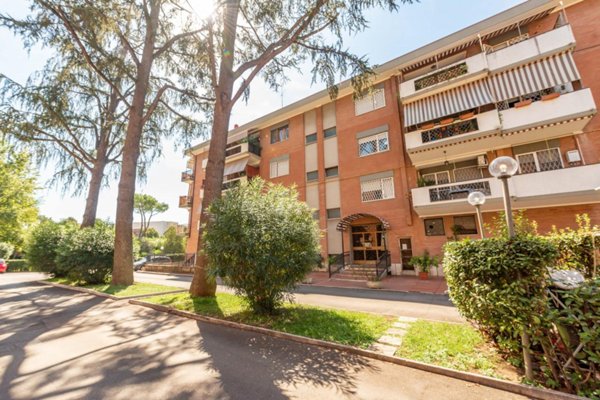 appartamento in vendita a Roma in zona Tre Pini - Poggio dei Fiori