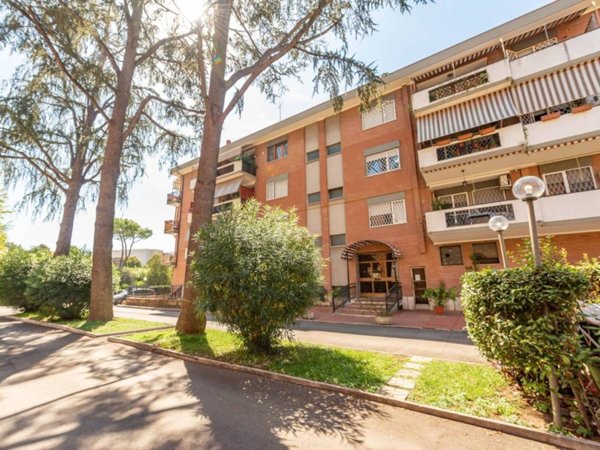 appartamento in vendita a Roma in zona Tre Pini - Poggio dei Fiori