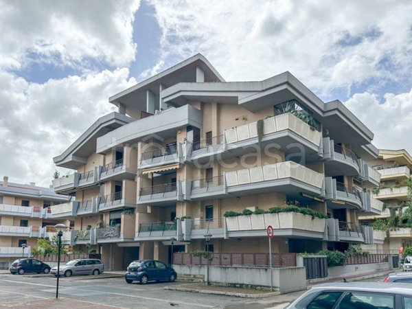 appartamento in vendita a Roma in zona Monte Sacro/Talenti