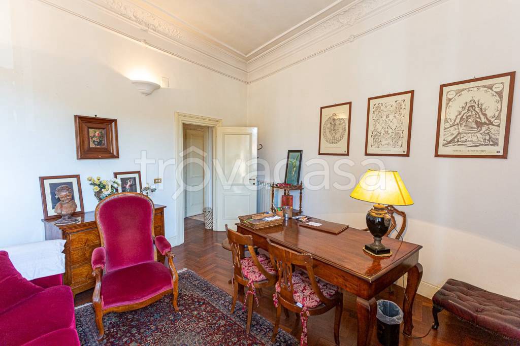 appartamento in vendita a Roma in zona Ostiense