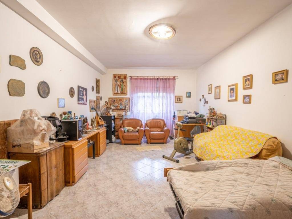 appartamento in vendita a Roma in zona Valle Muricana