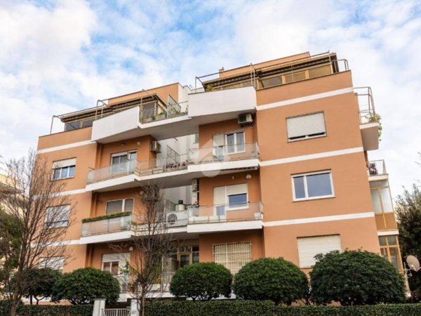 appartamento in vendita a Roma in zona Torrevecchia