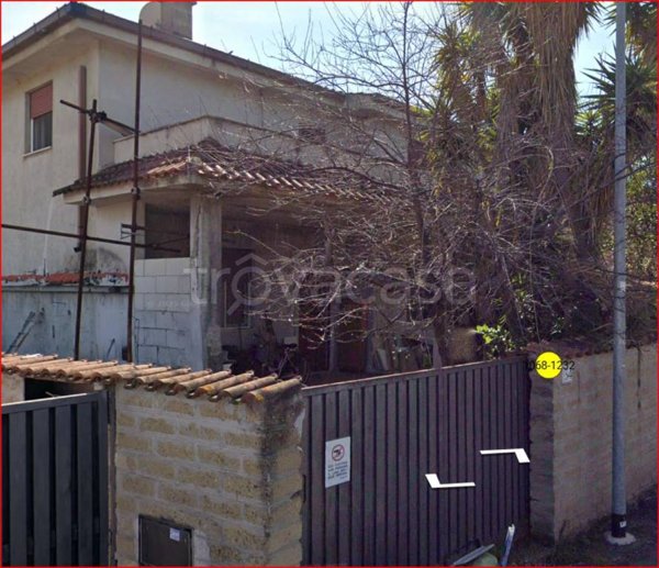 casa indipendente in vendita a Roma in zona Dragona/Bagnoletto