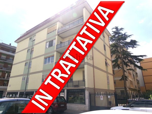 appartamento in vendita a Roma in zona Ostia