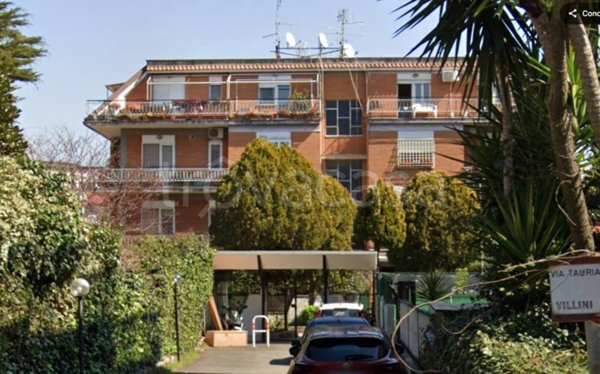 appartamento in vendita a Roma in zona Appio Claudio