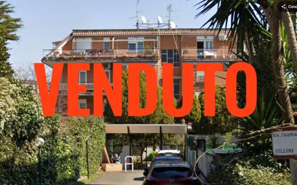 appartamento in vendita a Roma in zona Appio Claudio