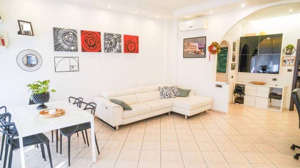 appartamento in vendita a Roma in zona Ostia