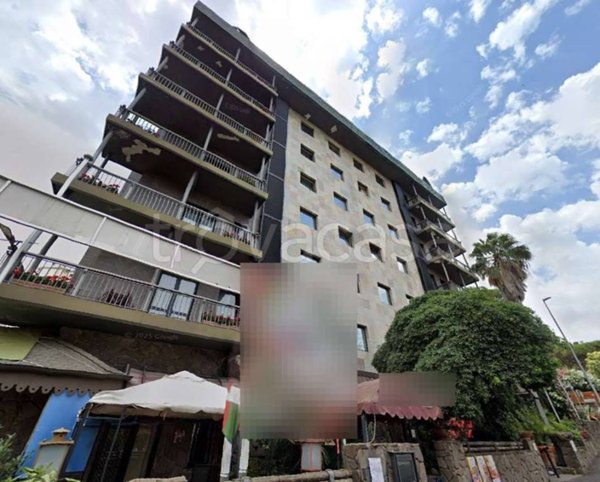 negozio in vendita a Roma in zona Tor di Quinto