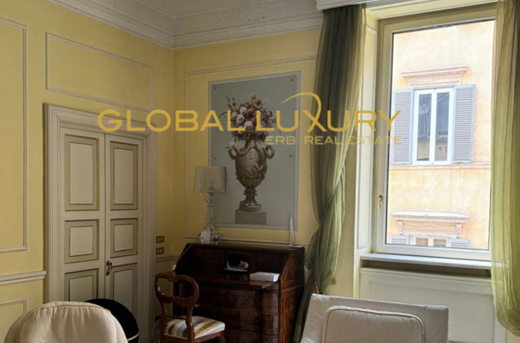 appartamento in vendita a Roma in zona Campo Marzio