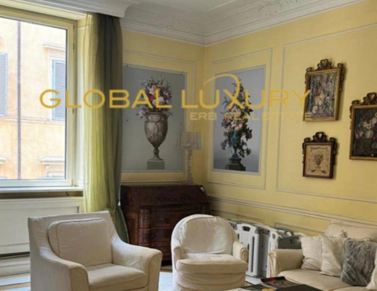 appartamento in vendita a Roma in zona Campo Marzio