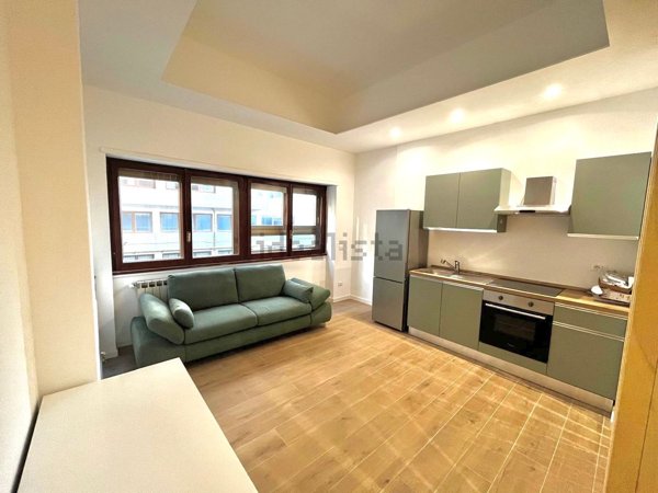 appartamento in vendita a Roma in zona Ostiense