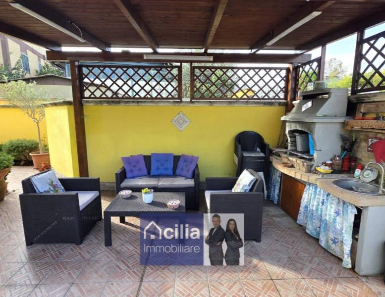 casa indipendente in vendita a Roma in zona Ostiense