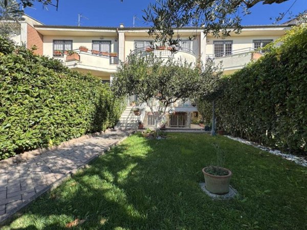 casa indipendente in vendita a Roma in zona Gianicolense