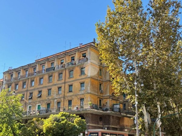 appartamento in vendita a Roma in zona Rione Prati