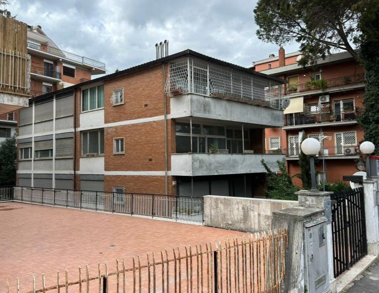 appartamento in vendita a Roma in zona Gianicolense