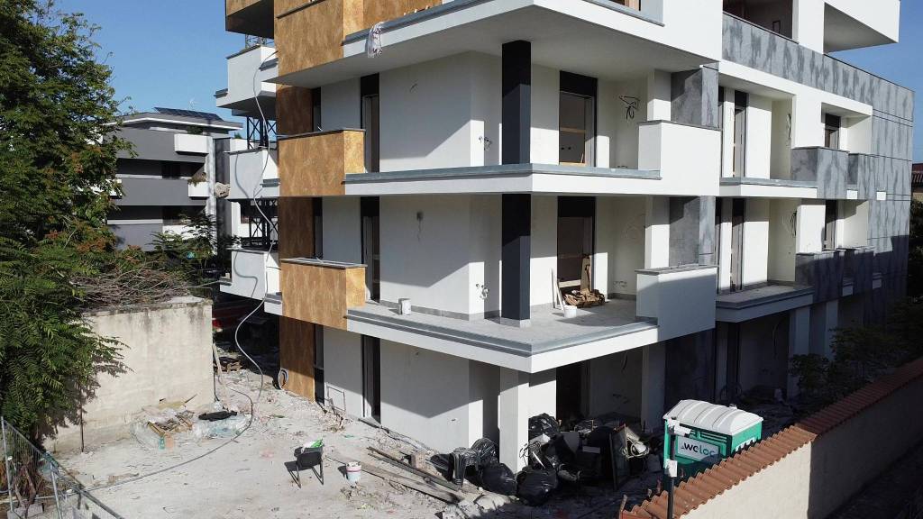 appartamento in vendita a Roma in zona Tor Bella Monaca