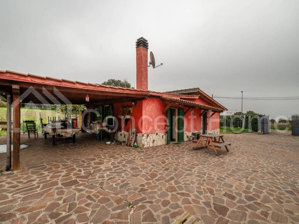 casa indipendente in vendita a Roma in zona Trigoria