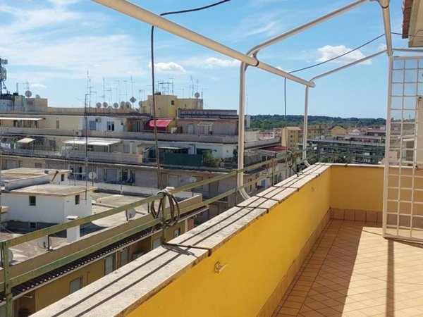 appartamento in vendita a Roma in zona Appio Latino