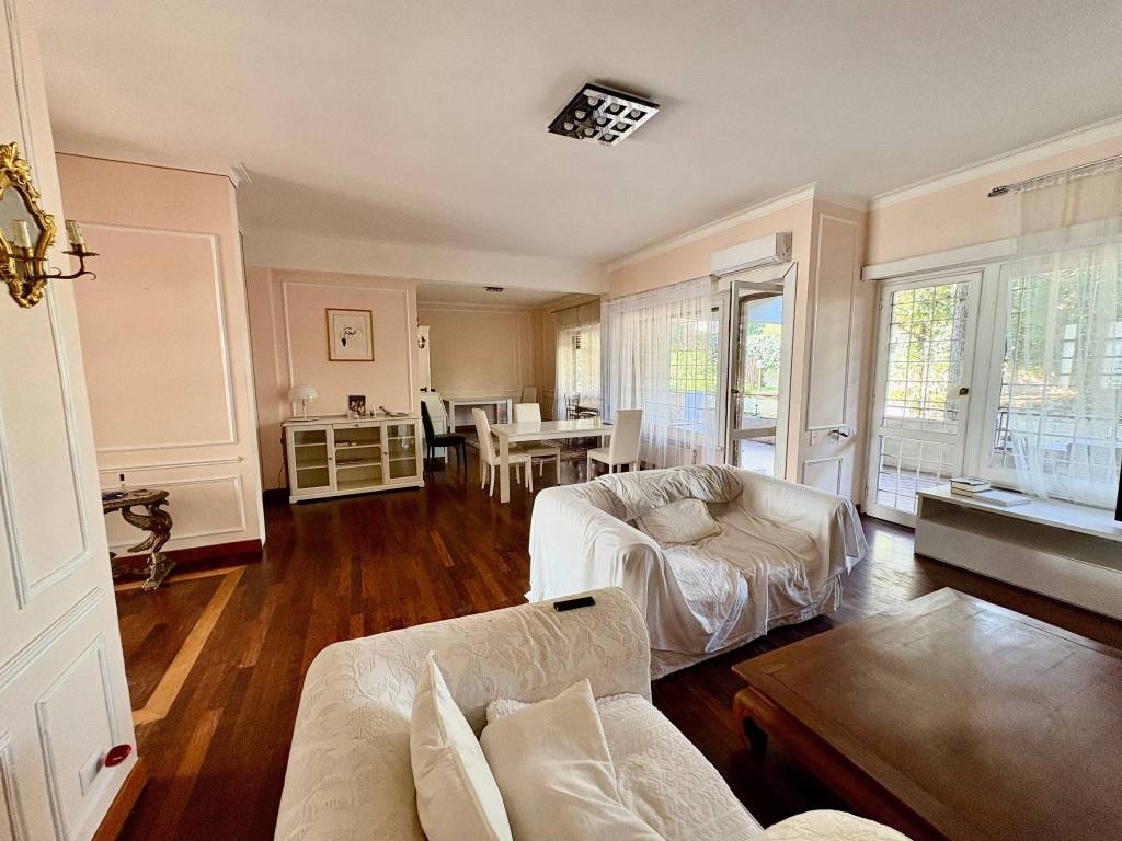 appartamento in vendita a Roma in zona Grottarossa