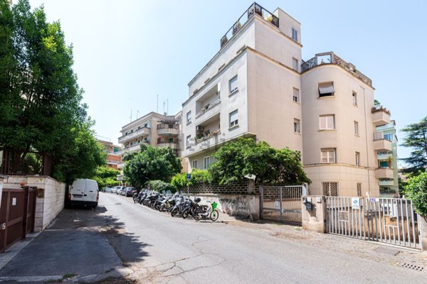 appartamento in vendita a Roma in zona Trieste