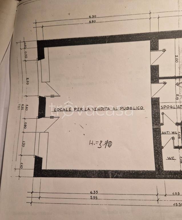 negozio in vendita a Roma in zona La Pisana