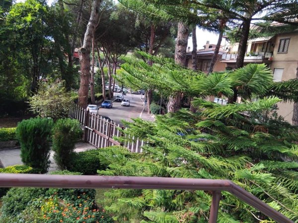 appartamento in vendita a Roma in zona Torrino