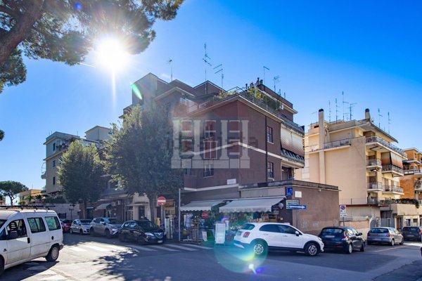 appartamento in vendita a Roma in zona Monte Sacro/Talenti