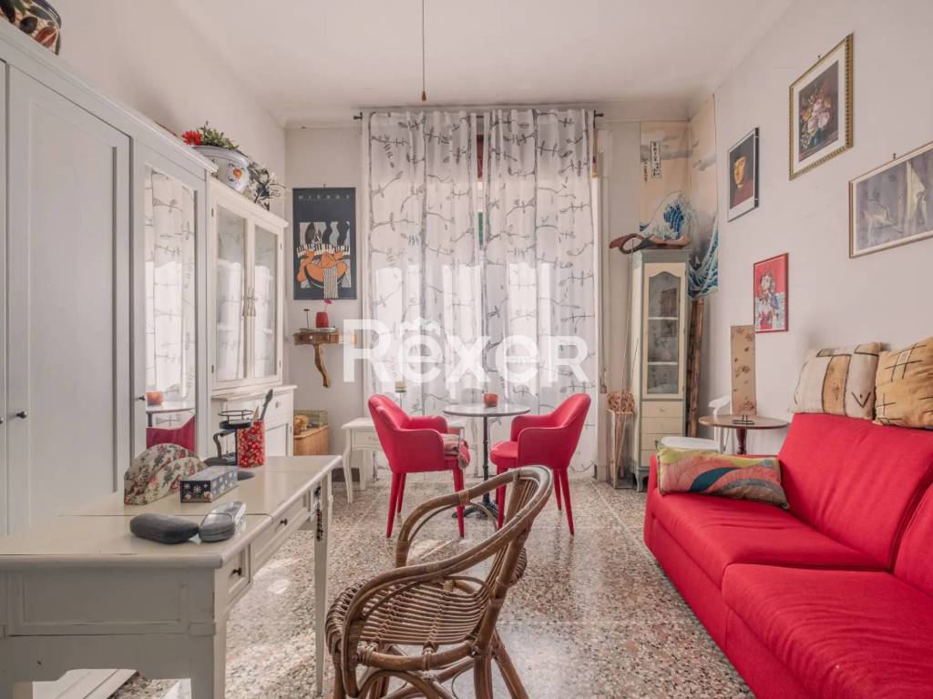 appartamento in vendita a Roma in zona Appio Latino