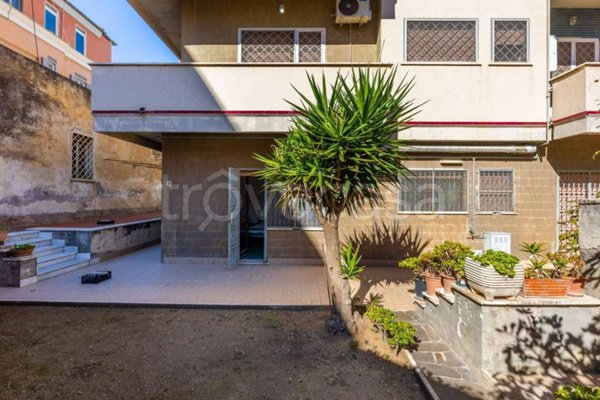 appartamento in vendita a Roma in zona Ostia