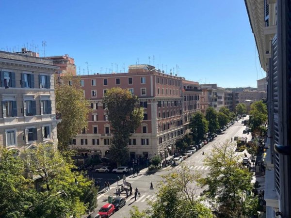 appartamento in vendita a Roma in zona Rione Prati