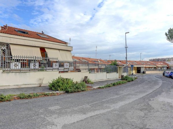 appartamento in vendita a Roma in zona Torrino