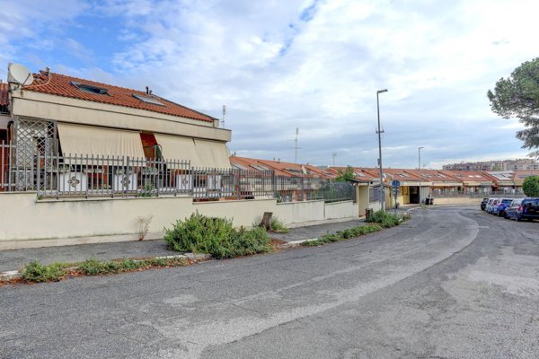 appartamento in vendita a Roma in zona Torrino