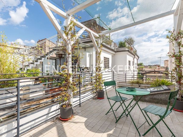 appartamento in vendita a Roma in zona Tuscolano