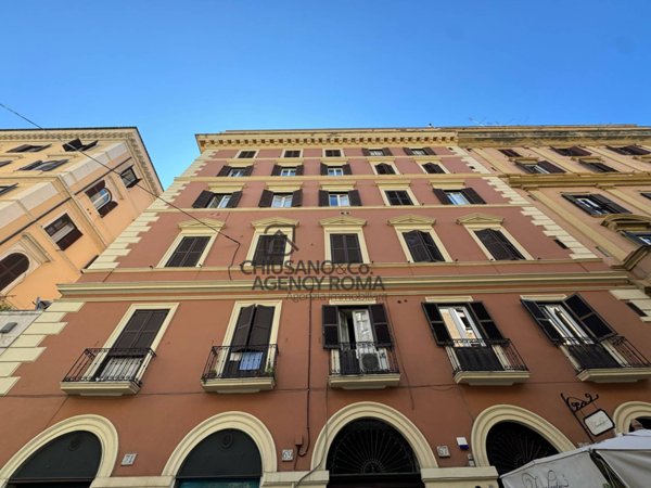 casa indipendente in vendita a Roma in zona Ludovisi/Sallustiano