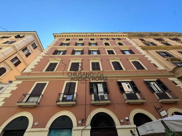 casa indipendente in vendita a Roma in zona Ludovisi/Sallustiano