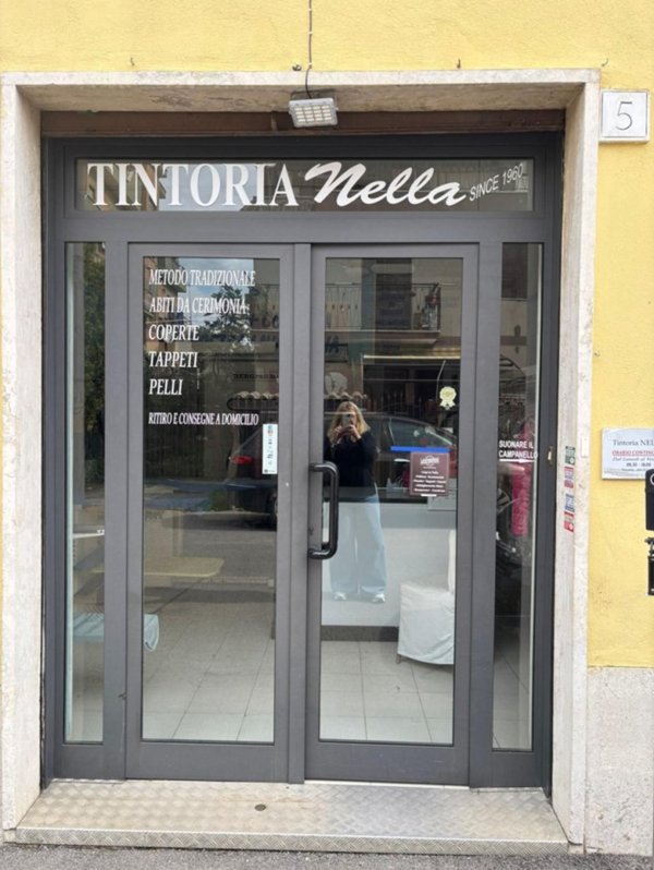 negozio in vendita a Roma in zona Tor Bella Monaca