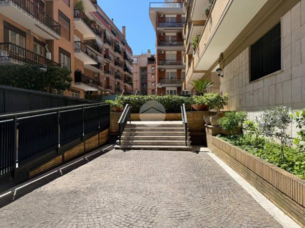 appartamento in vendita a Roma in zona Collatino