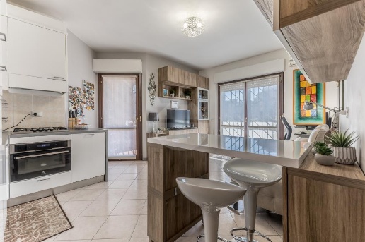 appartamento in vendita a Roma in zona Romanina