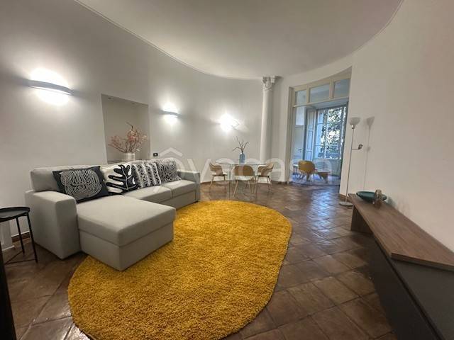 appartamento in vendita a Roma in zona Rione Monti/Campitelli