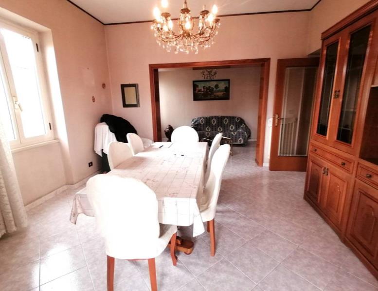 appartamento in vendita a Roma in zona Borghesiana
