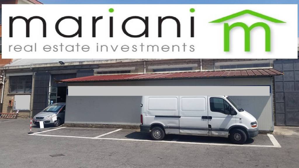 locale commerciale in vendita a Roma in zona Tuscolano