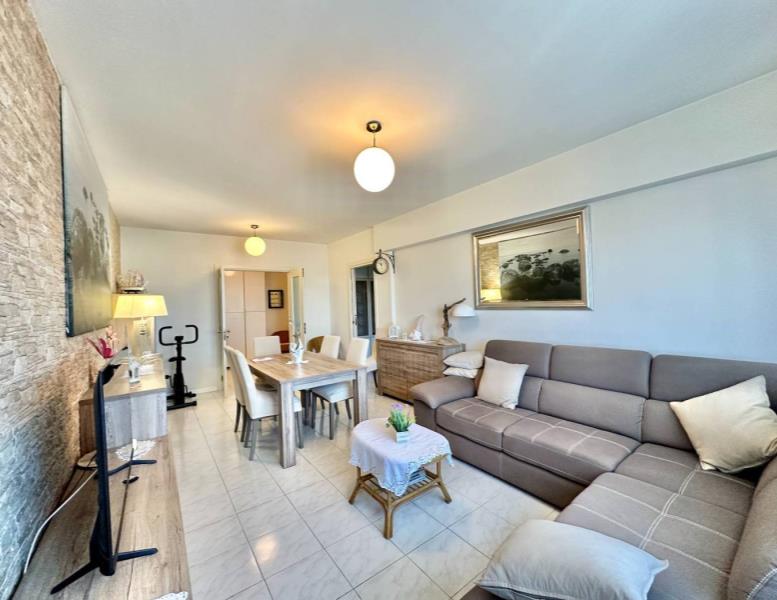 appartamento in vendita a Roma in zona Ardeatino