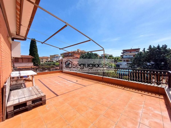 appartamento in vendita a Roma in zona Tor di Quinto