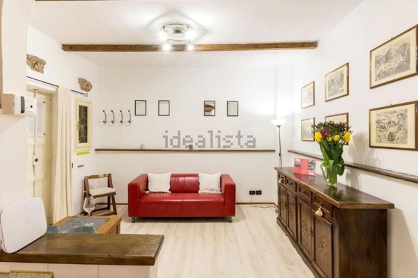 appartamento in vendita a Roma in zona Rione Regola