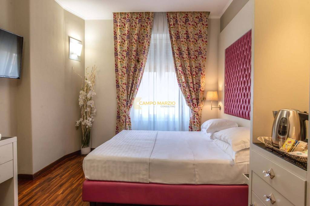 appartamento in vendita a Roma in zona Rione Monti/Campitelli