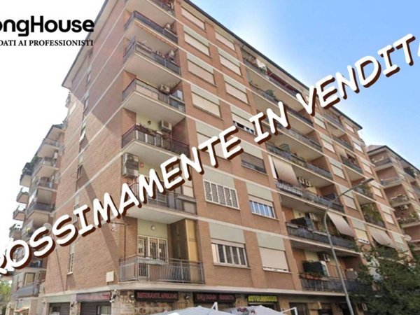 appartamento in vendita a Roma in zona Prenestino-Labicano