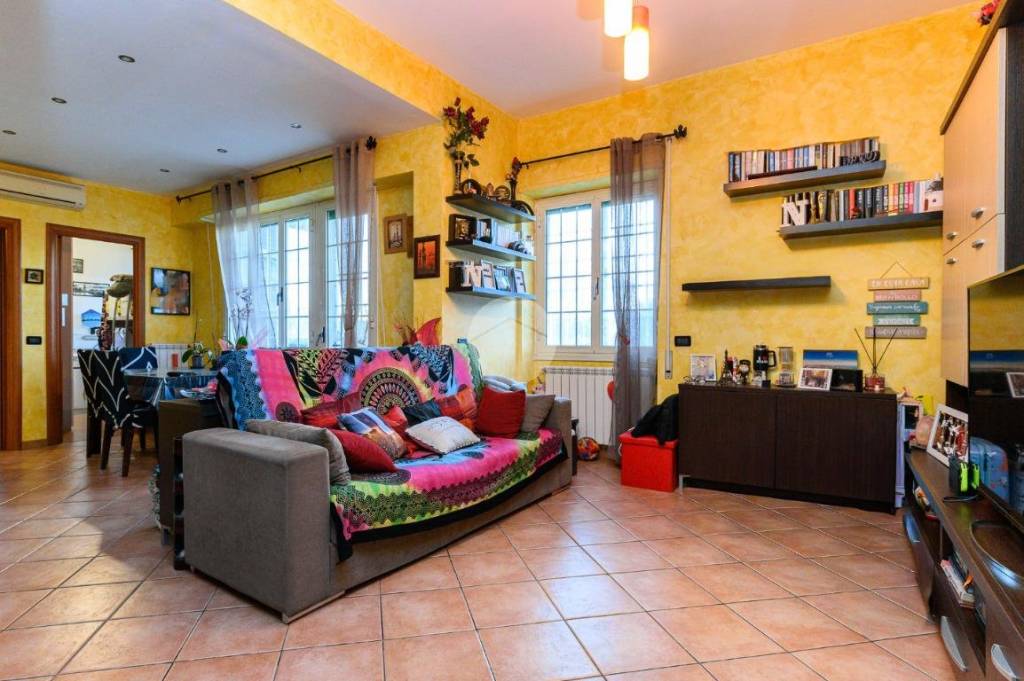 appartamento in vendita a Roma in zona Dragona/Bagnoletto